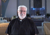 Une voix pour faire retentir celle de Dieu / Pierre Desroches (504e)