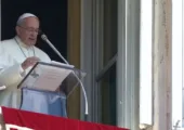 Ne pas se conformer au monde présent / Pape François