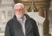 La proximité, qualité du bon pasteur / Pierre Desroches (211e)