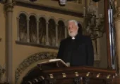 L’attitude qui plaît au Seigneur : le service / Pierre Desroches (236e)