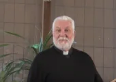 En autorité pour le service / Pierre Desroches (345e)