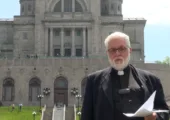 Une Vie qui nous est communiquée et qui nous dépasse / Pierre Desroches (431e)