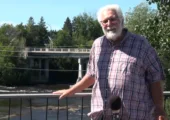 La cananéenne ne se laisse pas arrêter par un premier rejet / Pierre Desroches (489e)